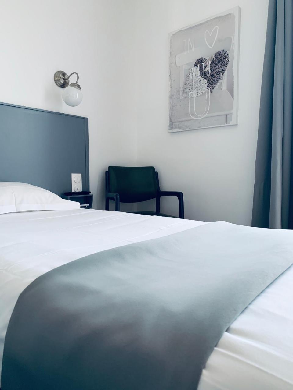 Hotel Les Arbousiers Calvi  Zewnętrze zdjęcie