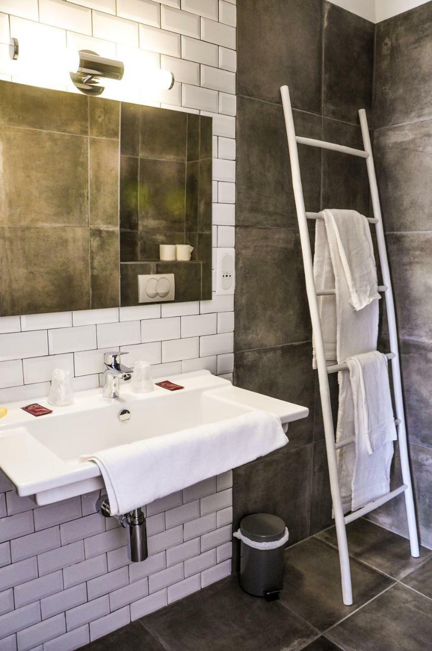 Hotel Les Arbousiers Calvi  Zewnętrze zdjęcie